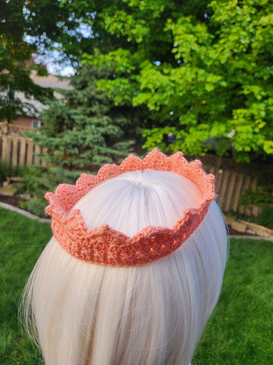 crochet crown ~ coral, size small